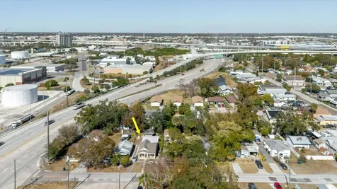 2006 Stuart Street Tampa FL 33605