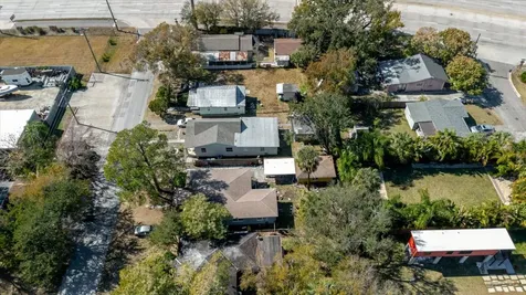 2006 Stuart Street Tampa FL 33605