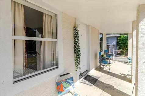 2006 Stuart Street Tampa FL 33605