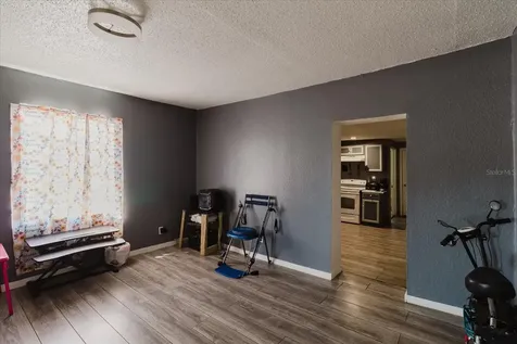 2006 Stuart Street Tampa FL 33605
