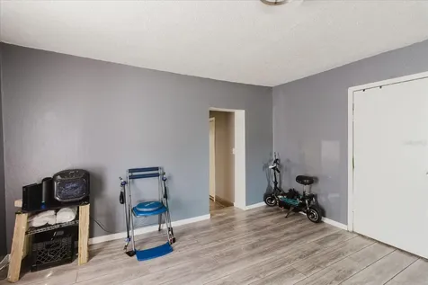 2006 Stuart Street Tampa FL 33605