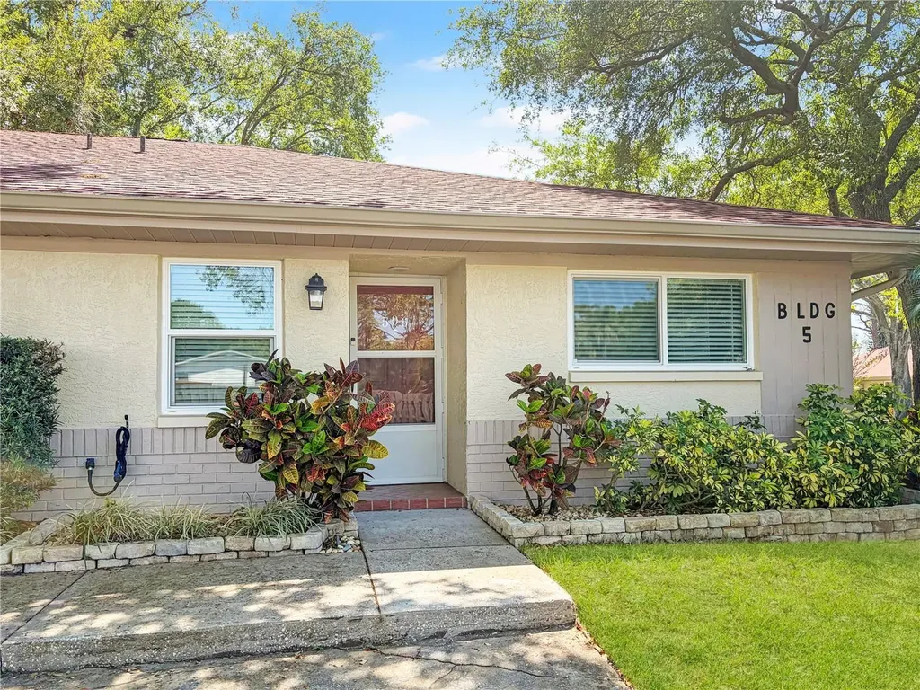2460 Northside Drive Clearwater FL 33761