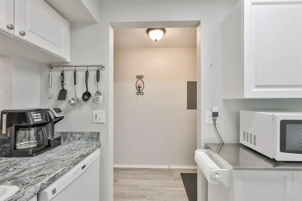 2460 Northside Drive Clearwater FL 33761