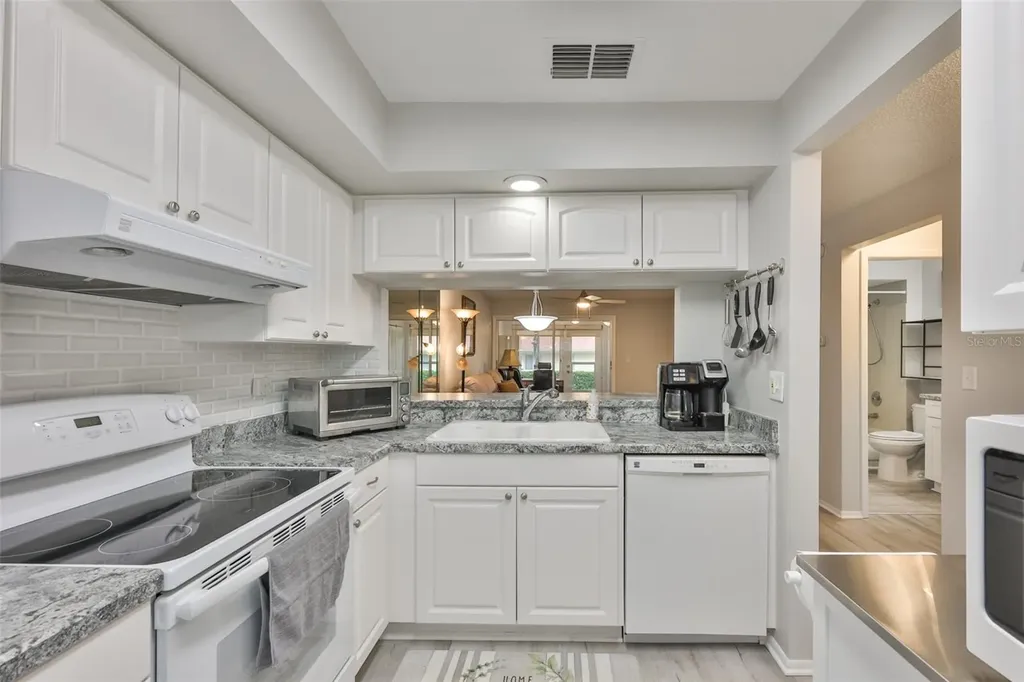 2460 Northside Drive Clearwater FL 33761