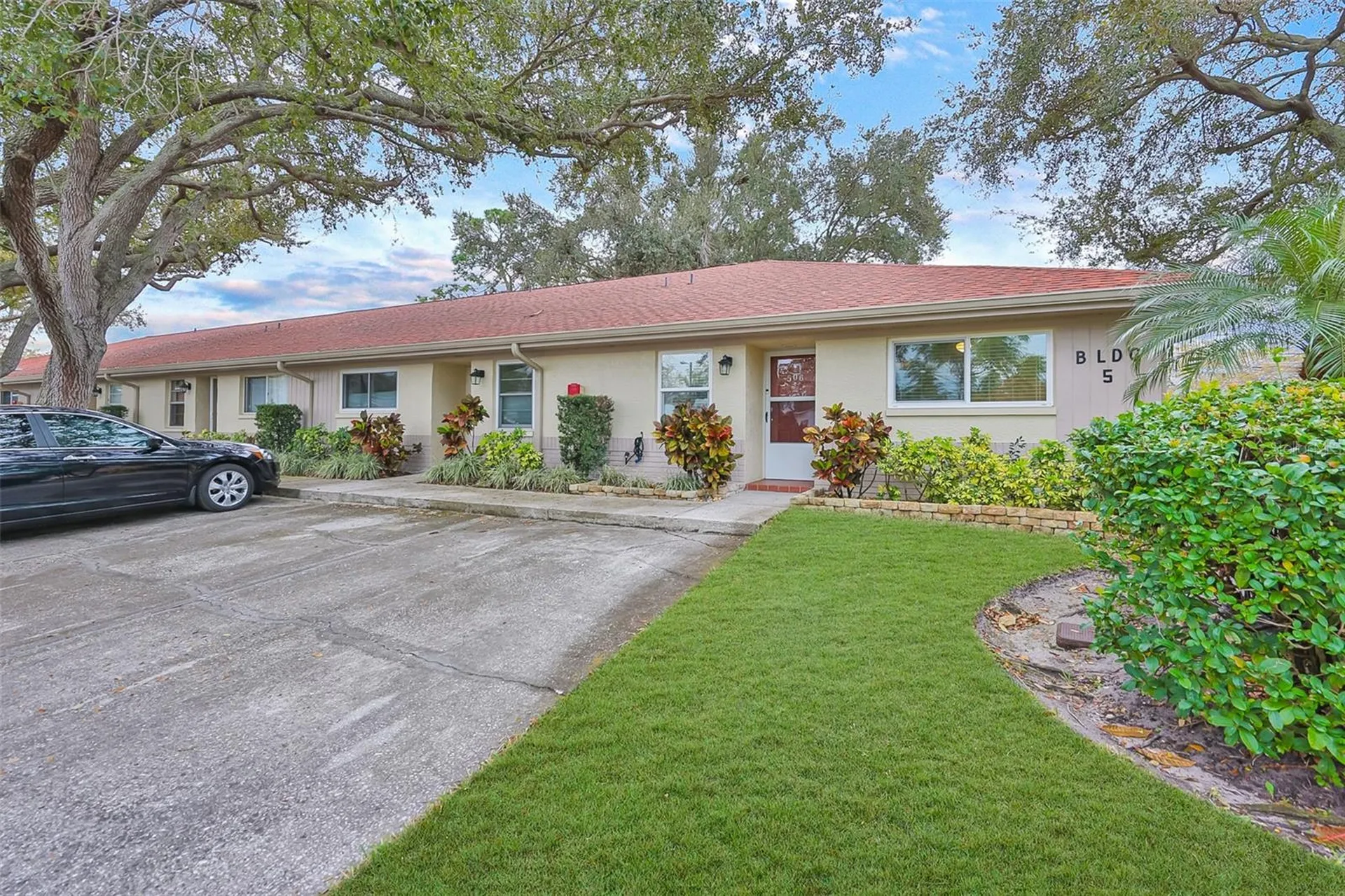 2460 Northside Drive Clearwater FL 33761