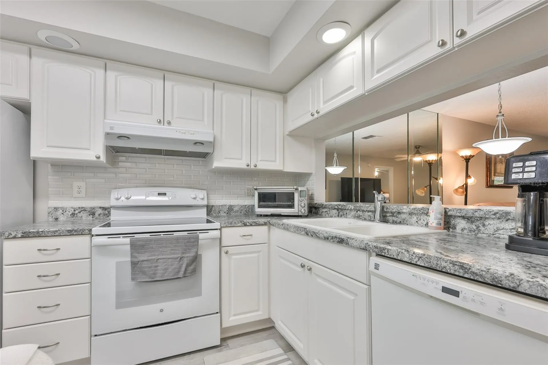 2460 Northside Drive Clearwater FL 33761