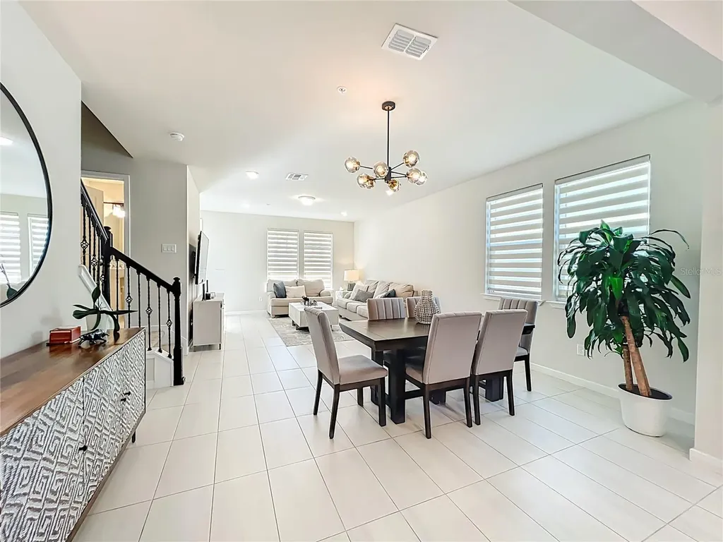 10976 Leafshore Loop Orlando FL 32829