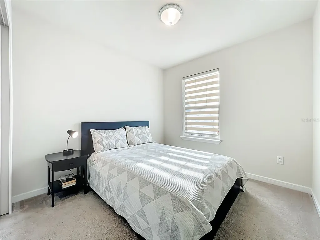 10976 Leafshore Loop Orlando FL 32829