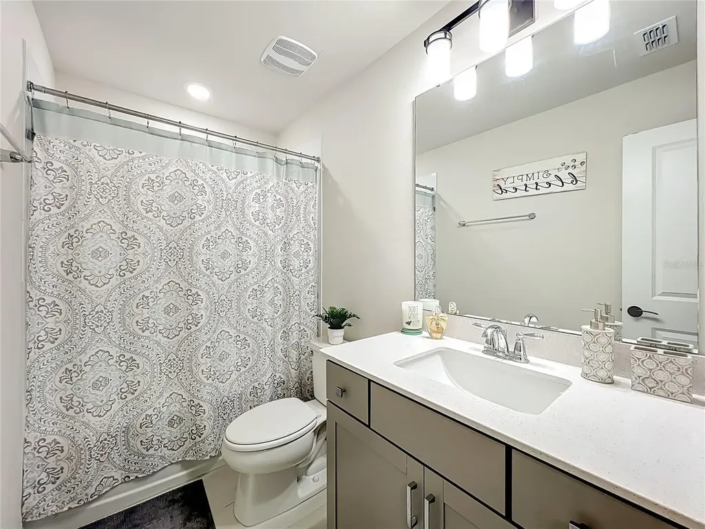 10976 Leafshore Loop Orlando FL 32829