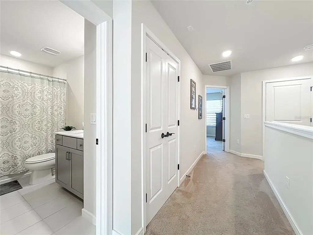 10976 Leafshore Loop Orlando FL 32829