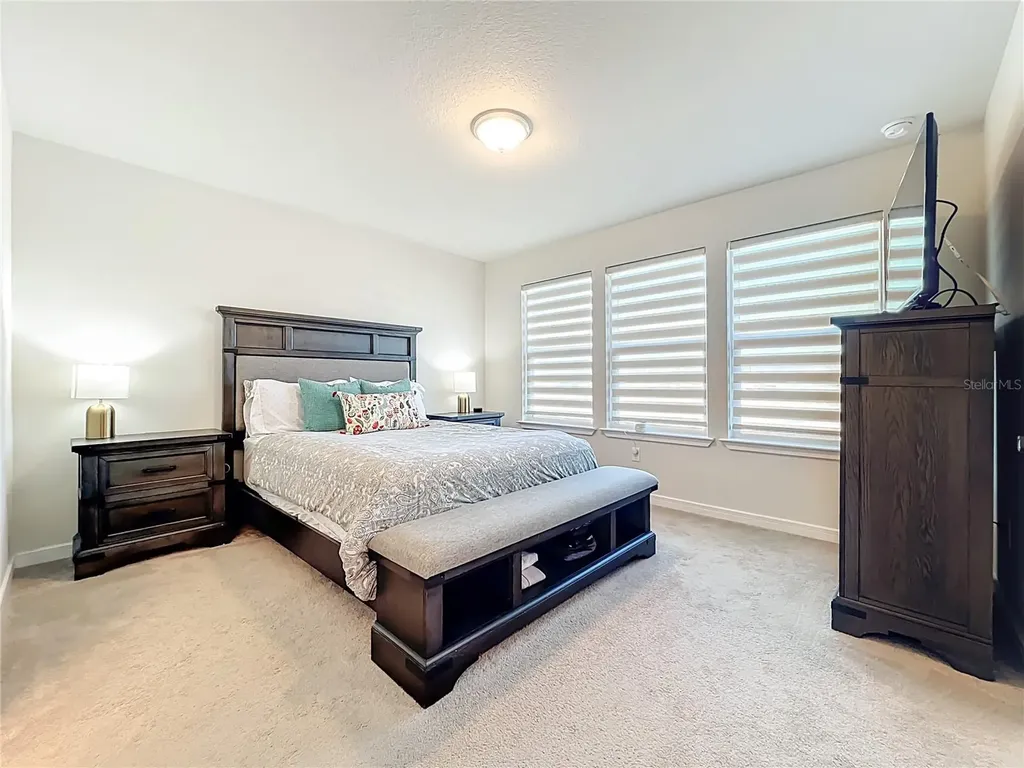 10976 Leafshore Loop Orlando FL 32829