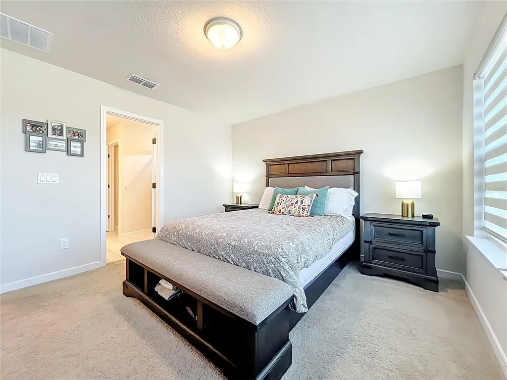 10976 Leafshore Loop Orlando FL 32829