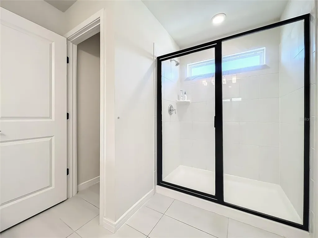 10976 Leafshore Loop Orlando FL 32829