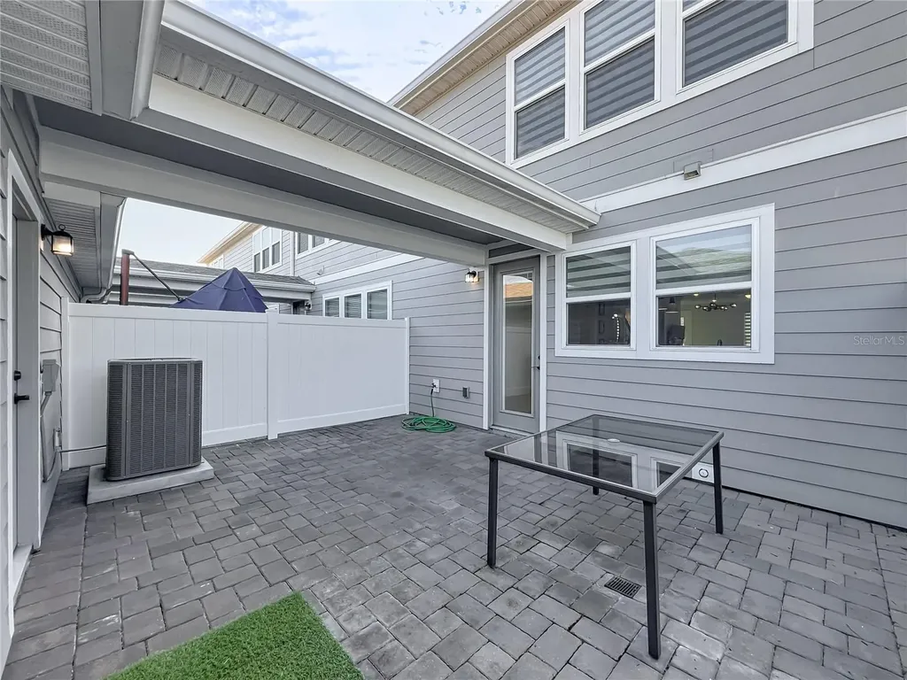 10976 Leafshore Loop Orlando FL 32829