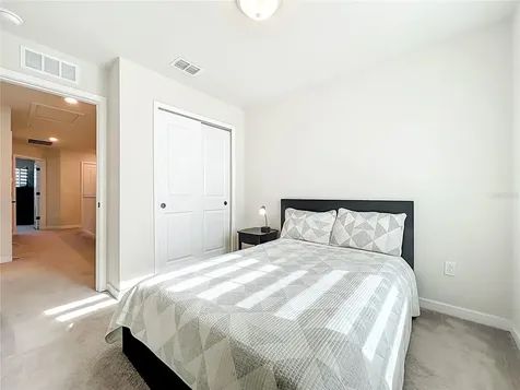 10976 Leafshore Loop Orlando FL 32829