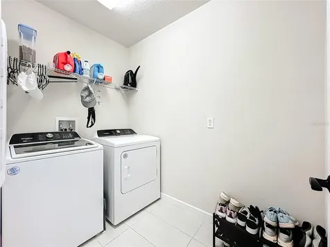 10976 Leafshore Loop Orlando FL 32829