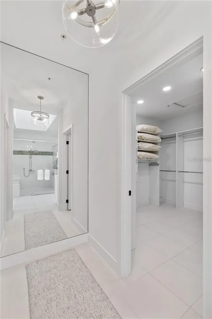 4046 Higel Avenue Sarasota FL 34242