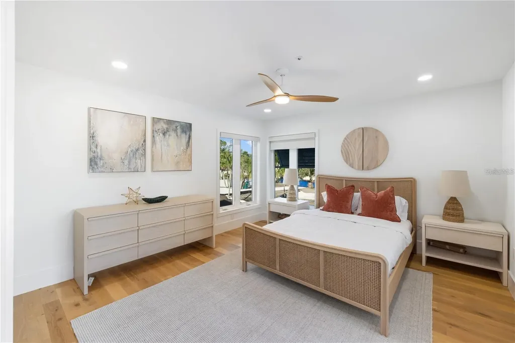 4046 Higel Avenue Sarasota FL 34242