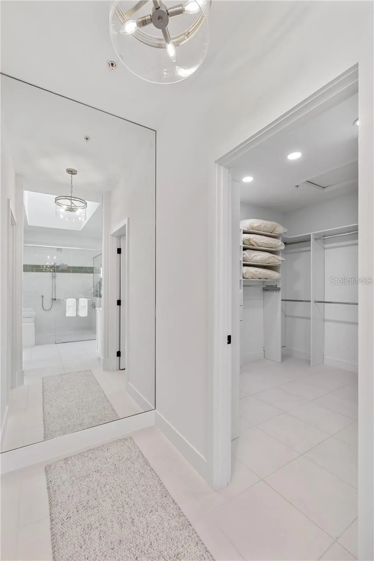 4046 Higel Avenue Sarasota FL 34242