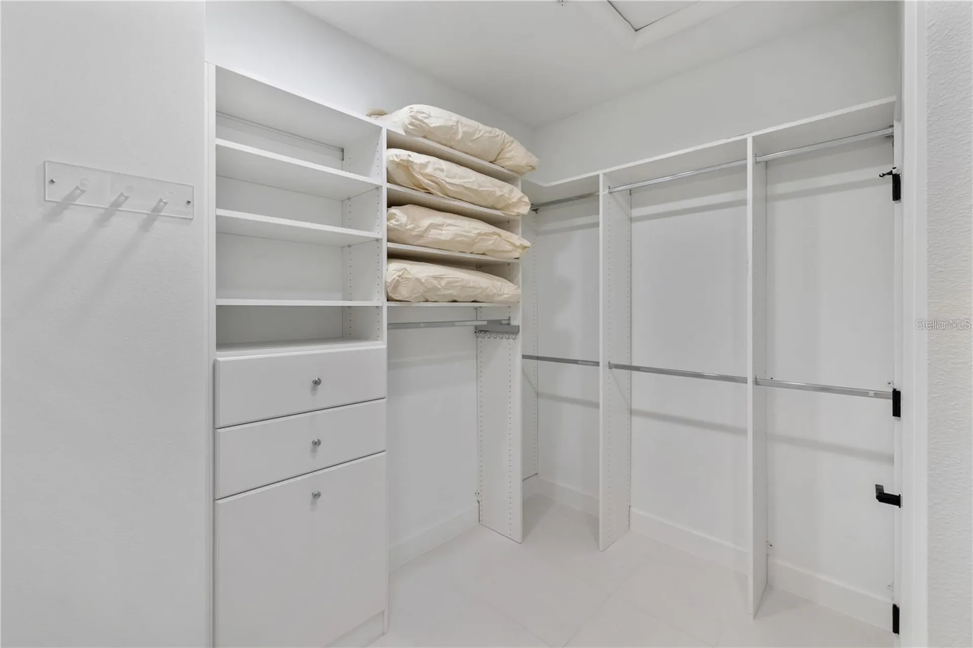 4046 Higel Avenue Sarasota FL 34242