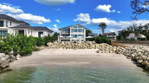 4046 Higel Avenue Sarasota FL 34242