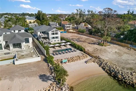4046 Higel Avenue Sarasota FL 34242