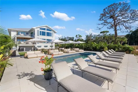 4046 Higel Avenue Sarasota FL 34242