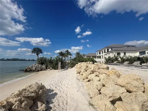 4046 Higel Avenue Sarasota FL 34242