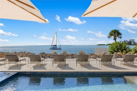 4046 Higel Avenue Sarasota FL 34242