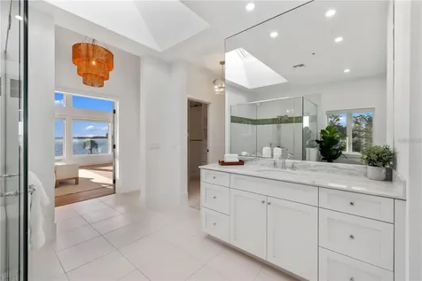 4046 Higel Avenue Sarasota FL 34242