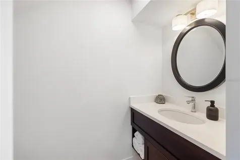 4046 Higel Avenue Sarasota FL 34242