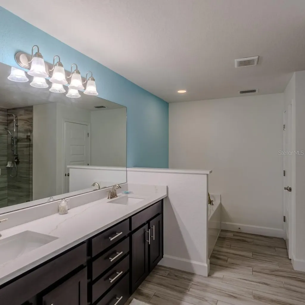 4638 Clarke Street North Port FL 34286