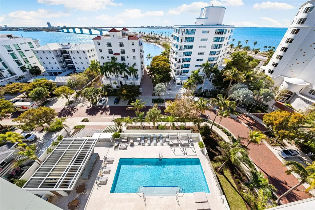 111 Golden Gate Sarasota FL 34236