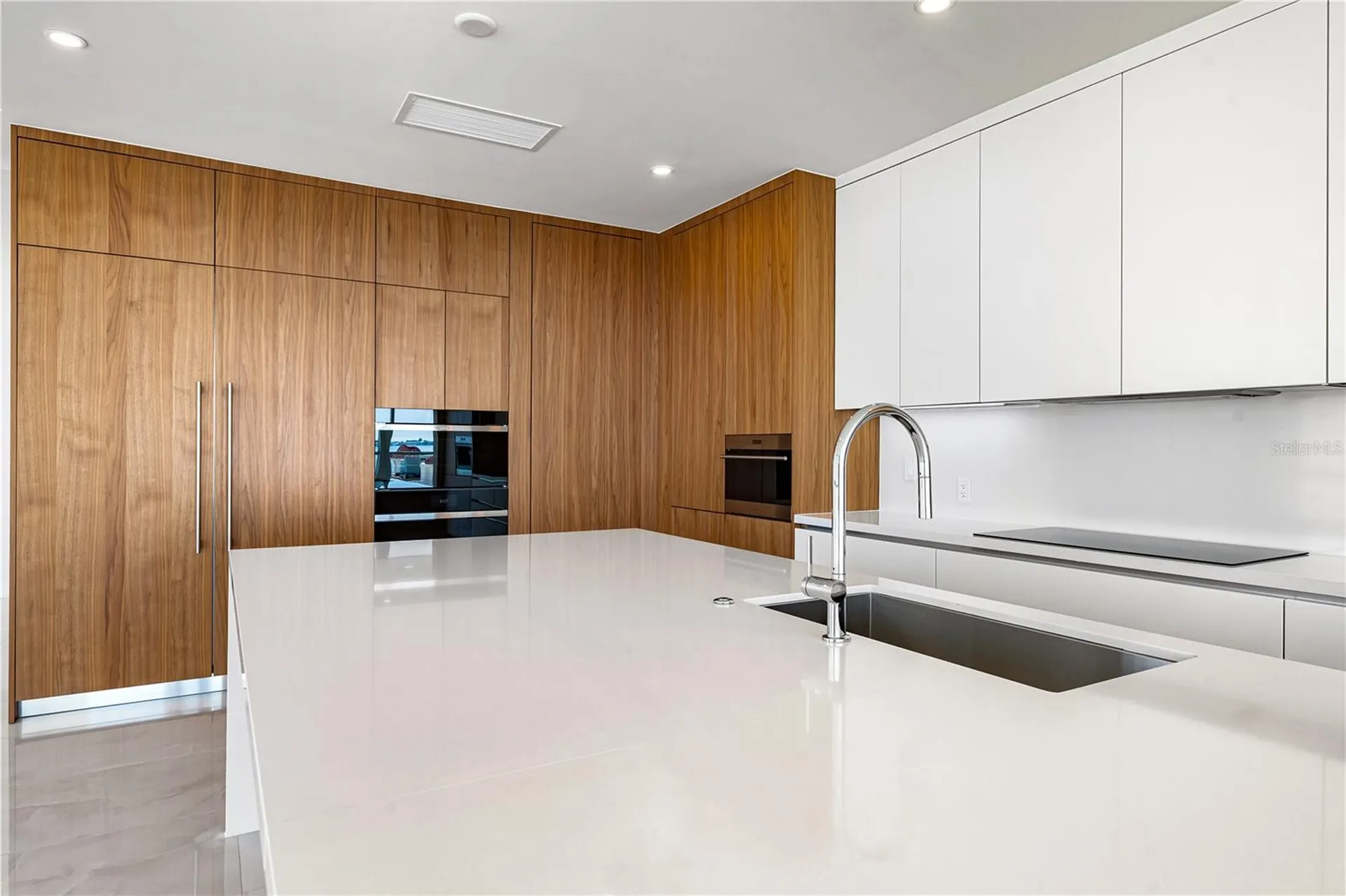 111 Golden Gate Sarasota FL 34236