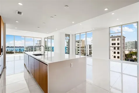 111 Golden Gate Sarasota FL 34236