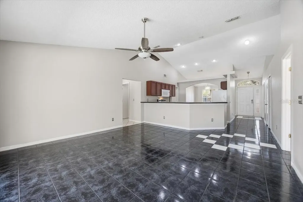 364 Nevada Loop Road Davenport FL 33897