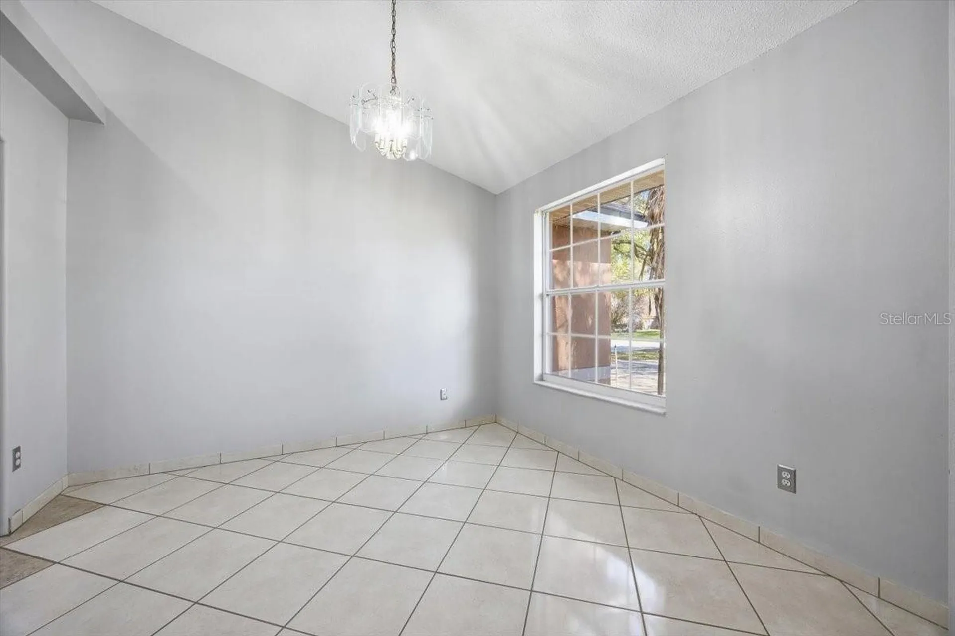 364 Nevada Loop Road Davenport FL 33897