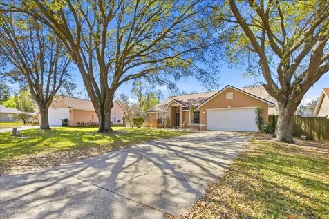 364 Nevada Loop Road Davenport FL 33897