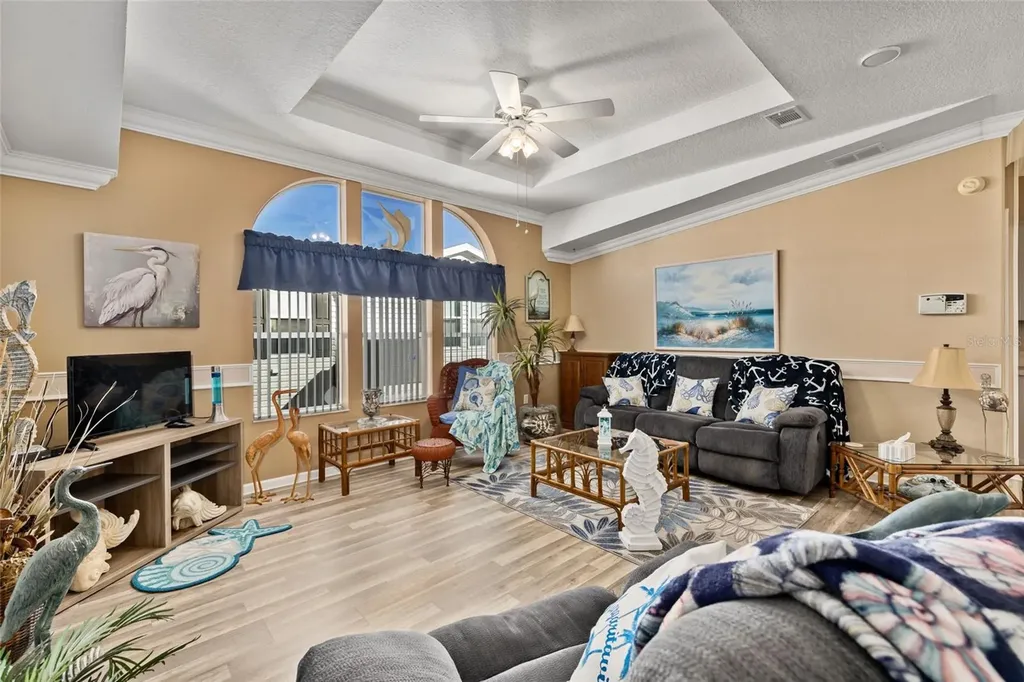 134 Americana Court NE St Petersburg FL 33702