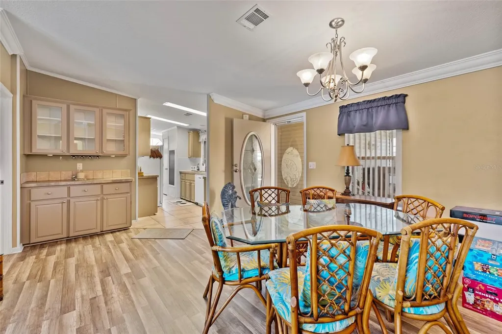 134 Americana Court NE St Petersburg FL 33702