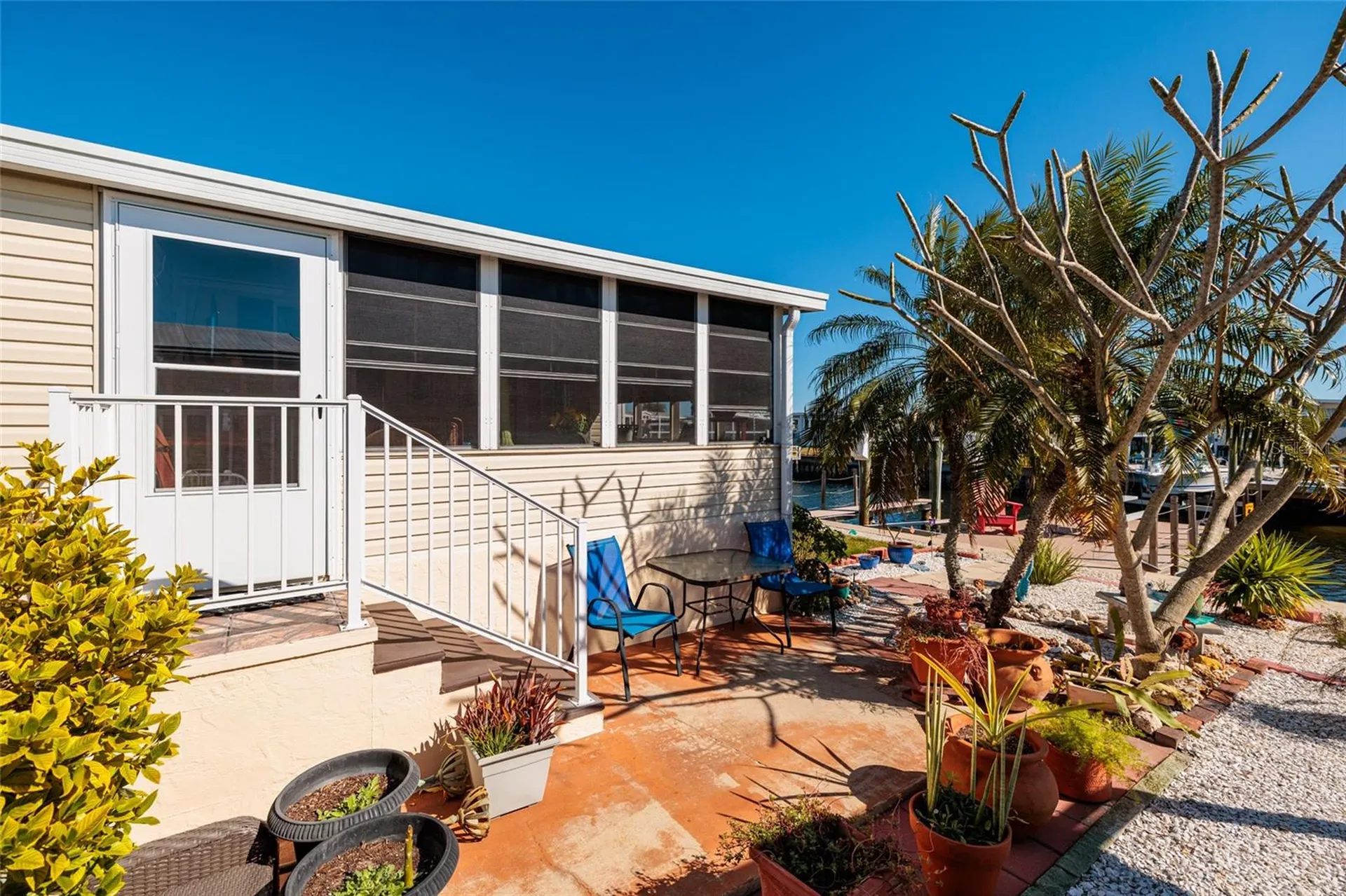 134 Americana Court NE St Petersburg FL 33702