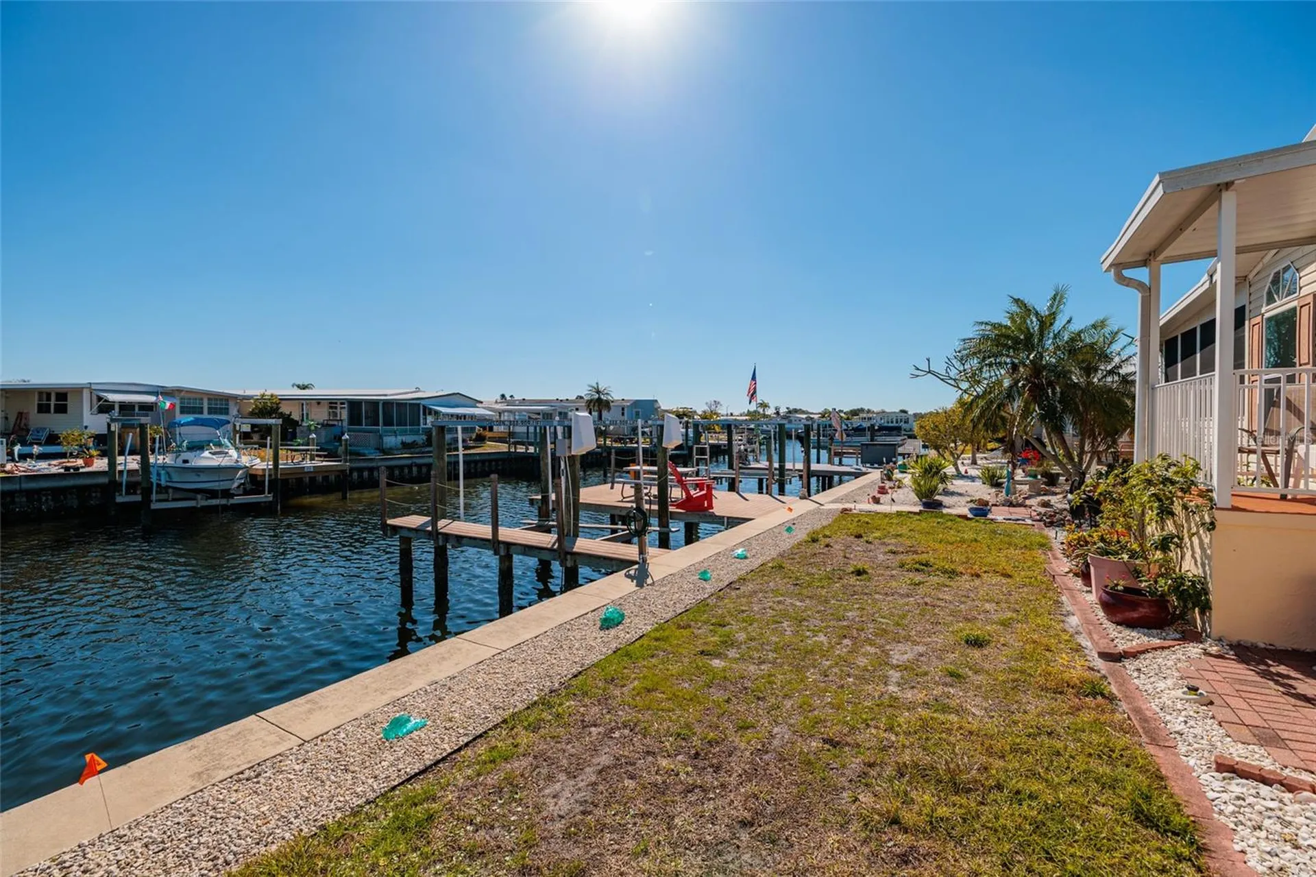 134 Americana Court NE St Petersburg FL 33702