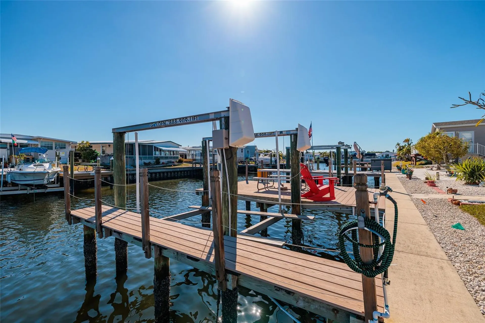134 Americana Court NE St Petersburg FL 33702