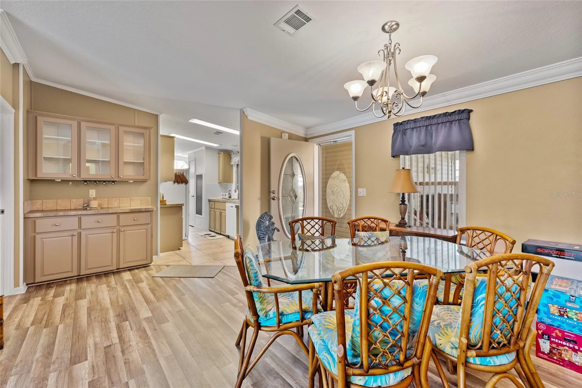 134 Americana Court NE St Petersburg FL 33702