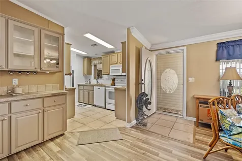 134 Americana Court NE St Petersburg FL 33702