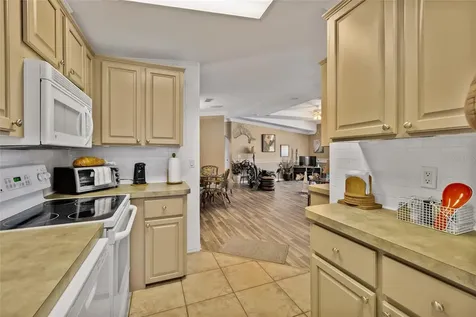 134 Americana Court NE St Petersburg FL 33702