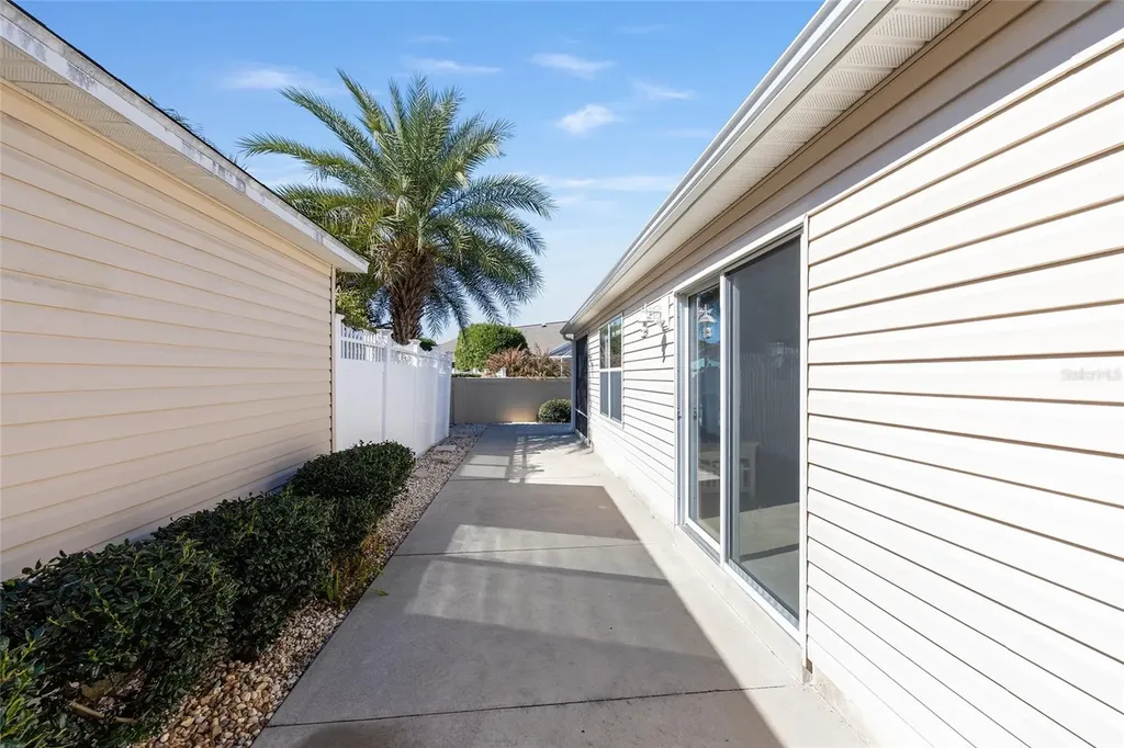 2318 Nehaul Terrace The Villages FL 32162