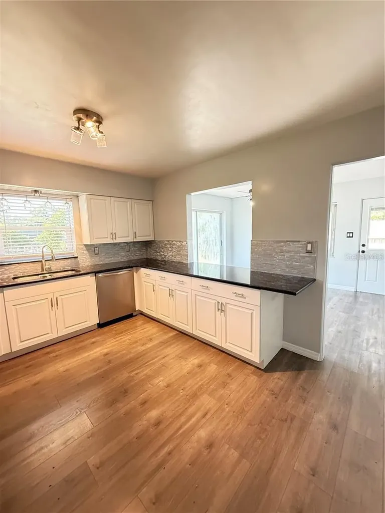 260 W Interlachen Street Lake Alfred FL 33850
