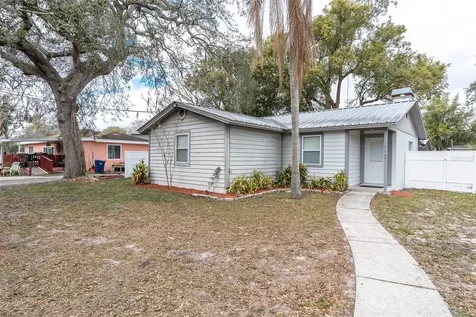 1712 N Club Court Tampa FL 33612