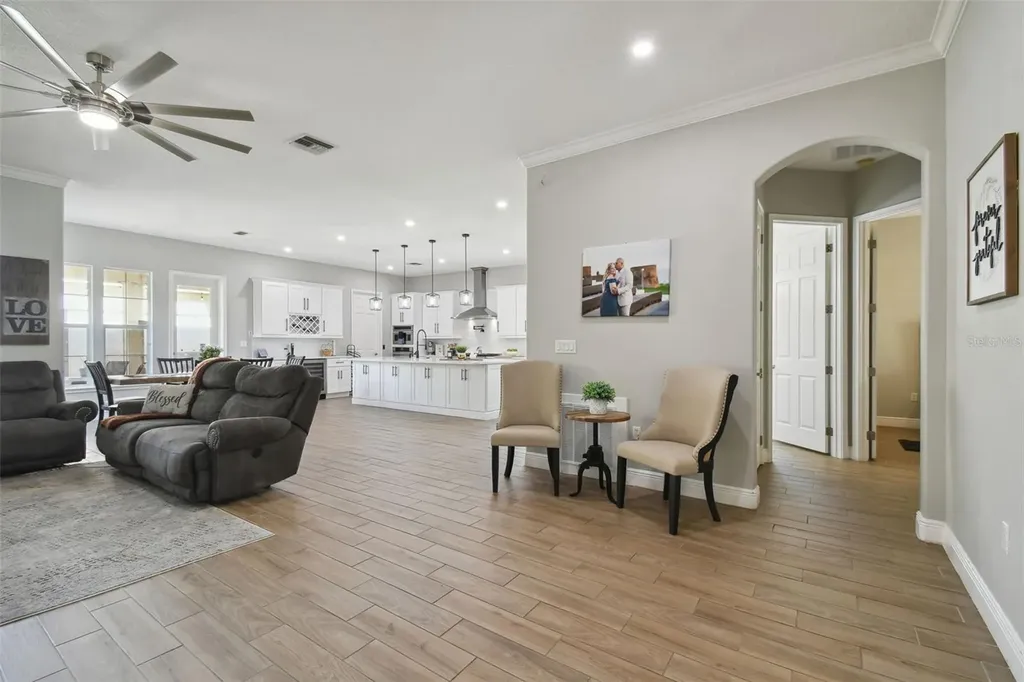 7009 Five Oaks Drive Harmony FL 34773